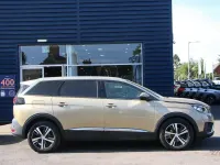 Used Peugeot 5008 Allure 129 HP (94 kW) 2018 Yellow SUV