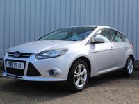 Używany Ford Focus Zetec 2011 Srebrny Hatchback