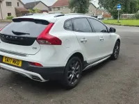 Used Volvo V40 Pro 2017 White Hatchback
