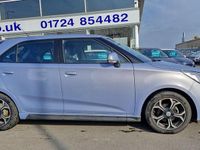 Usado MG MG3 Exclusive 106 CV (77 kW) 2023 Plateado Utilitario