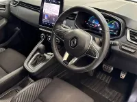 Used Renault Clio V Esprit Alpine 140 HP (102 kW) 2024 Grey Hatchback