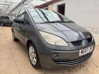 Begagnad Mitsubishi Colt 95 HK (69 kW) 2007 Grå Halvkombi