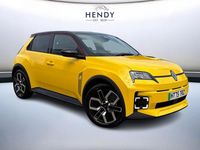 Used Renault R5 Urban 88 kW (120 HP) 2026 Yellow/black  Hatchback