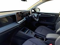 New VW Tiguan Match 2025 Pure white SUV