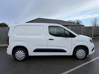 Used Vauxhall Combo Sportive 100 HP (73 kW) 2021 White Van