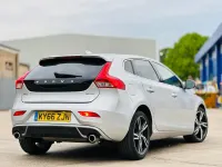Used Volvo V40 R-Design Pro 190 HP (139 kW) 2016 Silver Hatchback