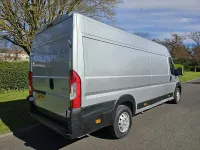 Used Citroën Relay 130 HP (95 kW) 2019 Silver Van