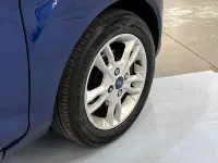 Usado Ford Fiesta Zetec 100 HP (73 kW) 2017 Azul Citadino