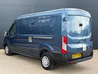 Begagnad Ford Transit Trend 2023 Blå