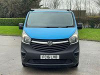 Used Vauxhall Vivaro S 120 HP (88 kW) 2016 White MPV