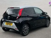 Używany Toyota Aygo X-clusiv 72 KM (52 kW) 2019 Czarny Hatchback