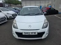 Used Renault Clio IV Dynamique 2012 White Hatchback