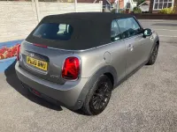 Używany Mini Cooper Cabriolet Classic 2020 Srebrny Kabriolet