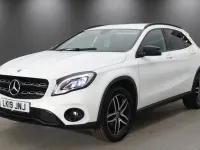 Used Mercedes GLA180 Urban 122 HP (89 kW) 2019 White SUV