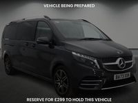 Usado Mercedes V300 AMG line 237 HP (174 kW) 2023 Cinzento Monovolume