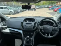 Second-hand Ford Kuga Zetec 120 CP (88 kW) 2017 Albastru SUV