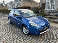Used Renault Clio II 75 HP (55 kW) 2011 Blue Hatchback