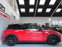 Used Mini Cooper Clubman Exclusive 192 HP (141 kW) 2019 Red Estate