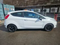 Used Ford Fiesta Zetec 2012 White Hatchback