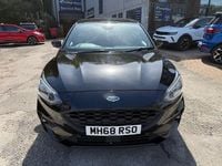 Begagnad Ford Focus ST-Line X 2019 Svart Halvkombi
