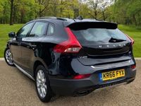 used Volvo V40 CC D3 PRO Automatic