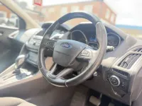 Used Ford Focus Zetec 125 HP (91 kW) 2016 Blue Hatchback