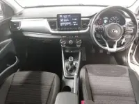Used Kia Stonic 99 HP (72 kW) 2021 White SUV