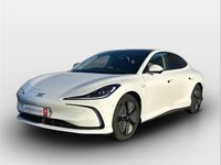 Used MG IM5 300 kW (408 HP) 2025 White Hatchback