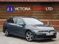 Begagnad VW Golf VIII R-line 2022 Grå Kombi
