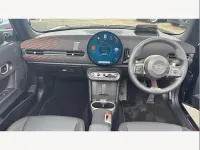 Usado Mini Cooper Cabriolet Sport 161 HP (118 kW) 2025 Preto Cabrios