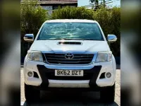 Used Toyota HiLux Luxury 171 HP (125 kW) 2012 White Pickup