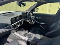 Used BMW 320 M Sport 184 HP (135 kW) 2020 White Estate