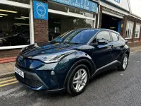 Used Toyota C-HR 122 HP (89 kW) 2023 Blue SUV