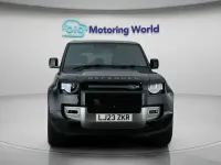 Used Land Rover Defender SE Dynamic 404 HP (297 kW) 2023 Black SUV