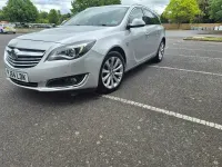 Usado Vauxhall Insignia Elite 163 CV (119 kW) 2015 Plateado Familiar
