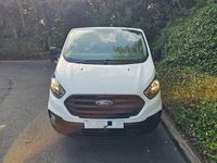 Used Ford Transit Custom 105 HP (77 kW) 2018 White Van
