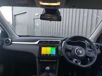 Used MG ZS Exclusive 106 HP (77 kW) 2023 White SUV
