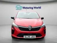 Used Renault Clio Evolution 90 HP (66 kW) 2025 Hatchback