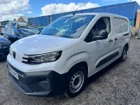 Used Peugeot Partner 131 HP (96 kW) 2024 White MPV