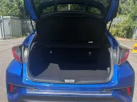 Used Toyota C-HR 122 HP (89 kW) 2018 Blue SUV