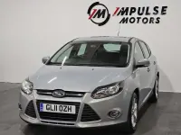 Used Ford Focus Zetec 125 HP (91 kW) 2011 Silver Hatchback