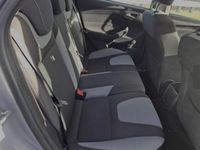 Używany Ford Focus Titanium 2012 Srebrny Kombi