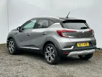 Usado Renault Captur Version S 140 HP (102 kW) 2022 Cinzento SUV