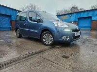 Second-hand Peugeot TePee S 2014 Albastru Monovolum