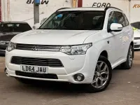 Used Mitsubishi Outlander P-HEV 2014 White Estate