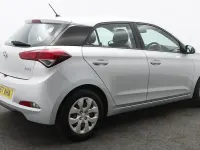 Used Hyundai i20 84 HP (61 kW) 2017 Silver Hatchback