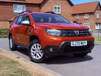 Used Dacia Duster Comfort 91 HP (66 kW) 2022 Orange SUV