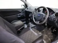 Used Ford Fiesta 68 HP (50 kW) 2004 White Hatchback