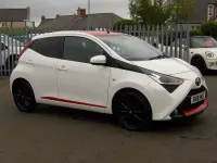 Gebraucht Toyota Aygo x-press 2018 Weiß Kleinwagen