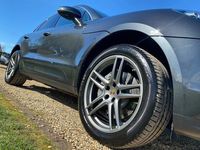 Usado Porsche Macan 354 HP (260 kW) 2019 Cinzento SUV